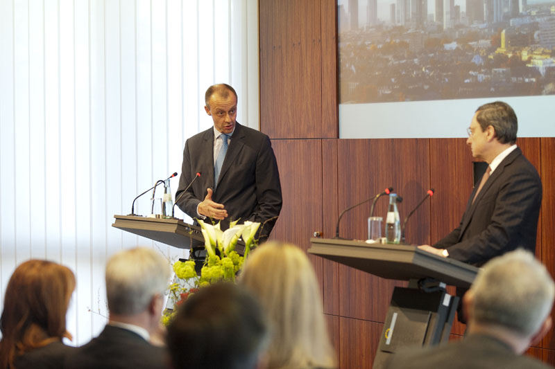 XXIII. Arthur Burns Memorial Lecture der Atlantik-Brücke e.V. mit Mario Draghi, Präsident der Europäischen Zentralbank ( EZB ) als Gastredner in den Räumen der Deutschen Bundesbank in Frankfurt am Main am Dienstag, 27.03.2012