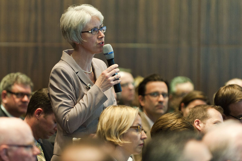 XXIII. Arthur Burns Memorial Lecture der Atlantik-Brücke e.V. mit Mario Draghi, Präsident der Europäischen Zentralbank ( EZB ) als Gastredner in den Räumen der Deutschen Bundesbank in Frankfurt am Main am Dienstag, 27.03.2012