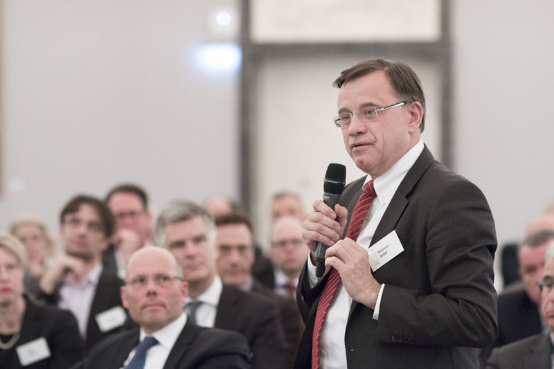 DEU, Duesseldorf, 03.03.2016, „Industrie 4.0 im Standortwettbewerb zwischen Deutschland, Europa und den USA“ Veranstaltung der Atlantik-Bruecke e.V. in den Rauemlichkeiten der Deutsche Bank AG / Königsallee, Thomas Jetter