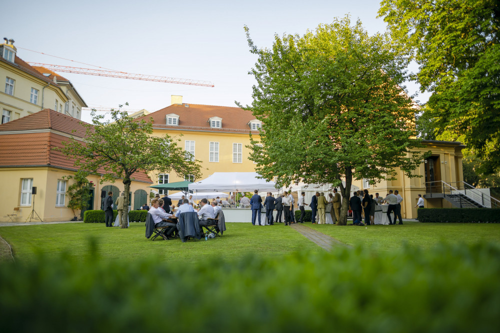 Gartenfest. Berlin, 26.06.2019. Copyright: Thomas Trutschel/ photothek.net/Atlantik-Bruecke e.V.