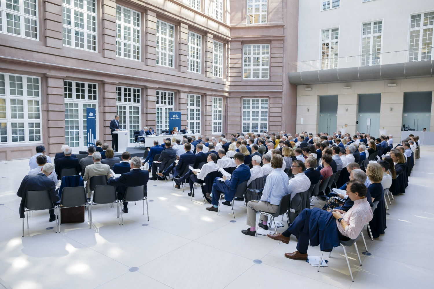 Mitgliederversammlung. Berlin, 26.06.2019. Copyright: Thomas Trutschel/ photothek.net/Atlantik-Bruecke e.V.