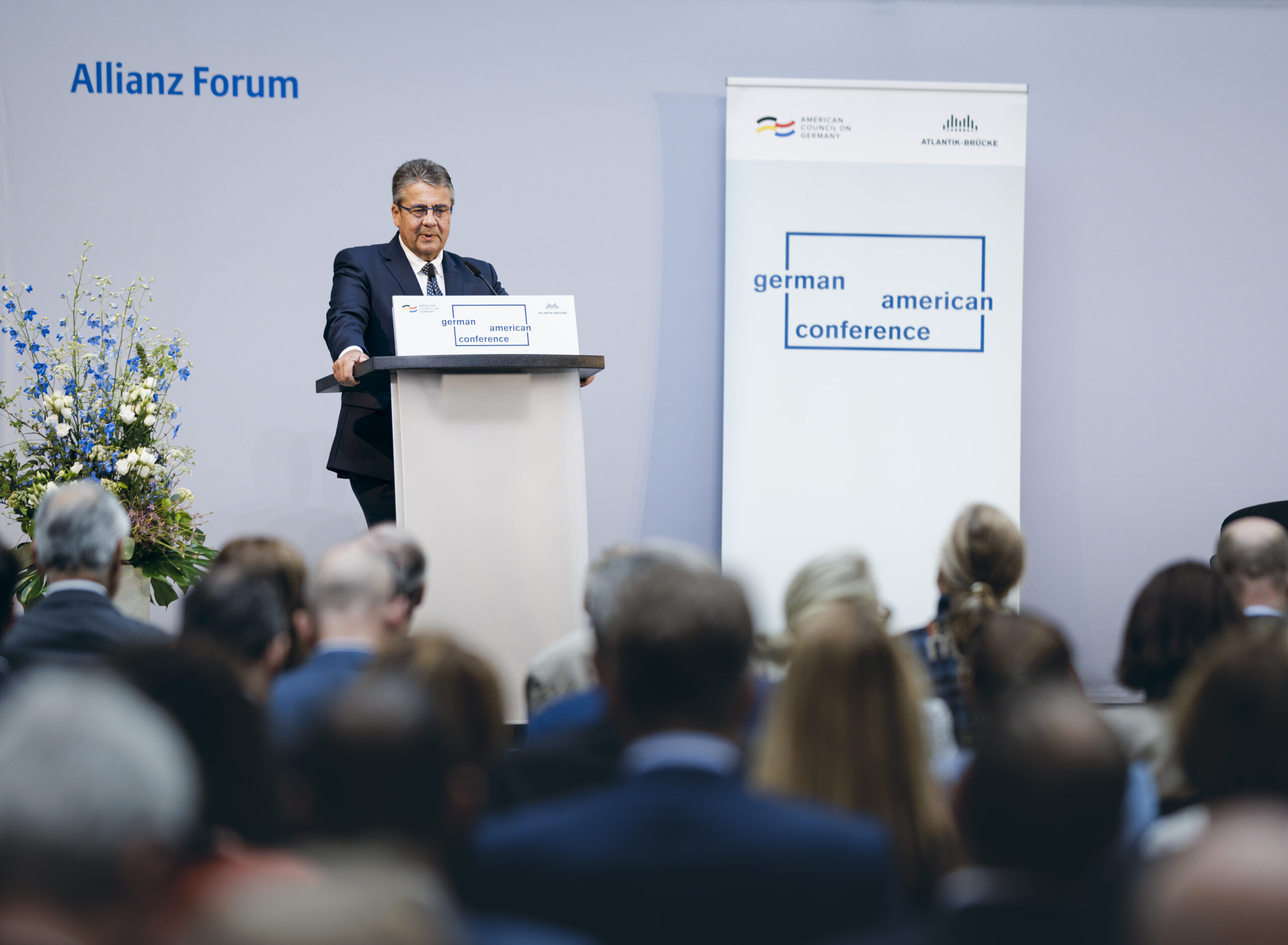 Deutsch-Amerikanische Konferenz in Berlin
