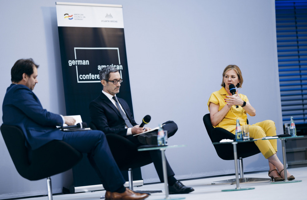 Deutsch-Amerikanische Konferenz in Berlin