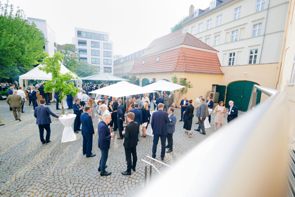 Sommerfest im Garten des Magnus-Hauses