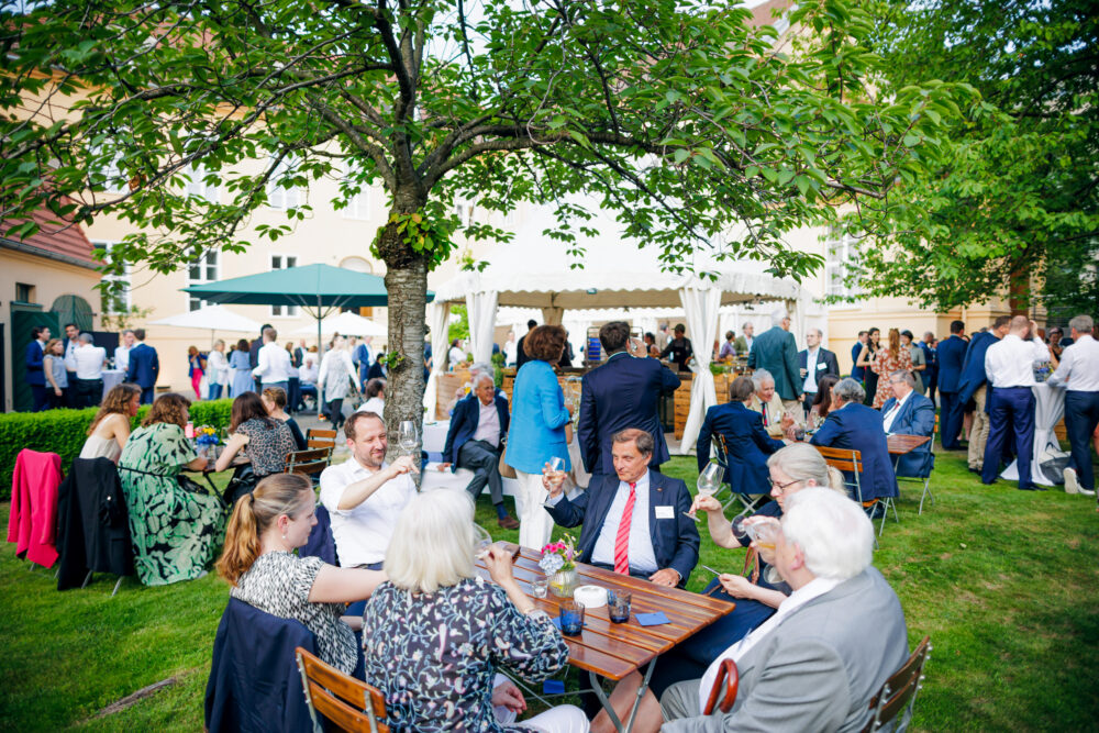 Sommerfest im Garten des Magnus-Hauses