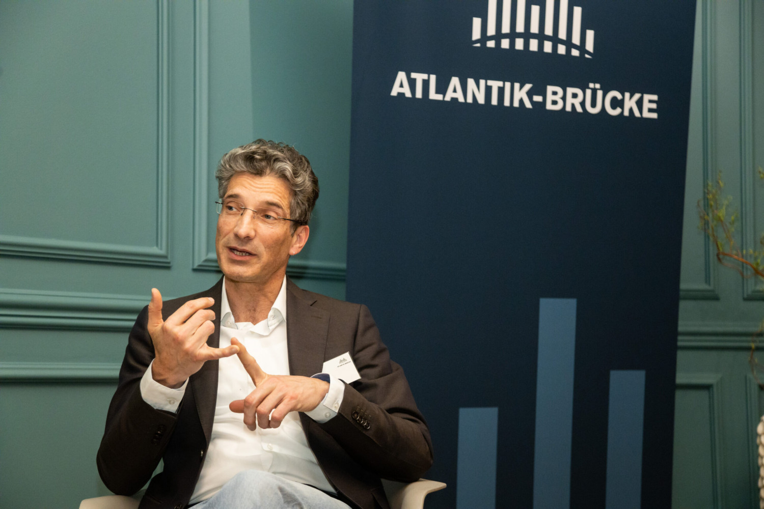 Transatlantic Tech Dialogues zur Zukunft der transatlantischen KI-Politik