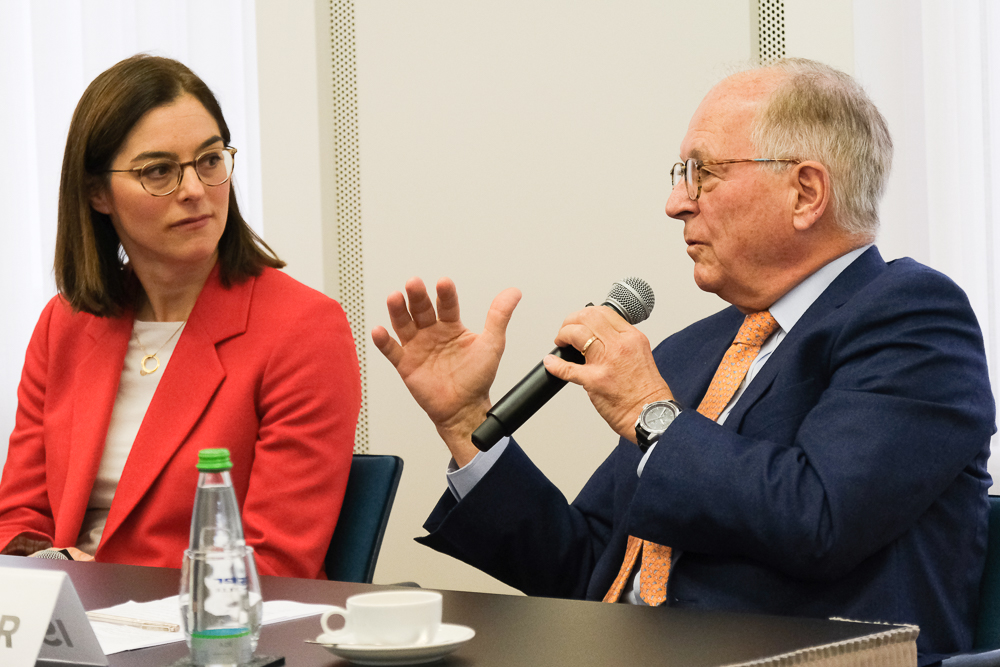 Ein Gespräch zwischen Sigmar Gabriel und Wolfgang Ischinger. Moderation: Anna Sauerbrey