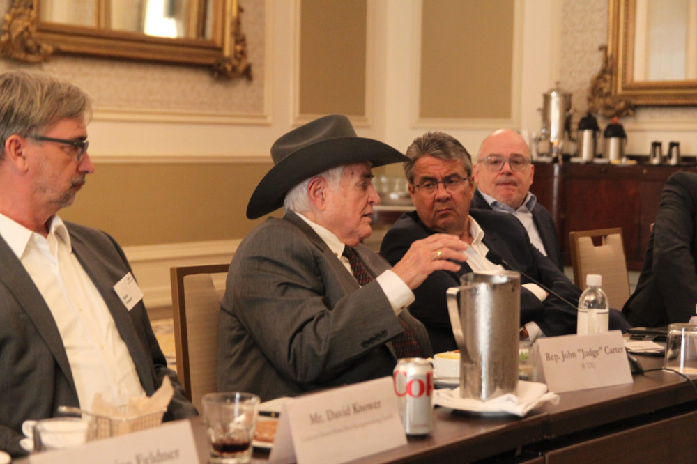 Treffen mit den ehemaligen Abgeordneten Gene Green (D-TX) und Ted Poe (R-TX)