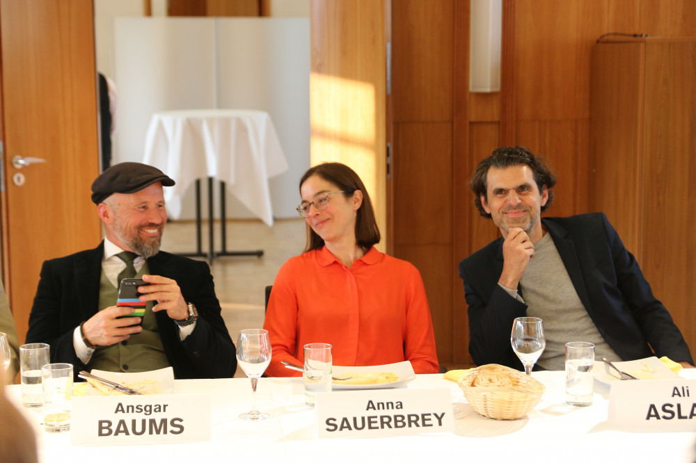 Diskussion mit Brad W. Setser