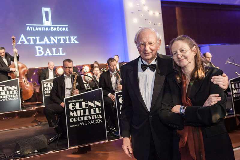 Atlantik Ball der Atlantik Brücke, im Intercontinental Hotel Berlin Tiergarten Mit Ministerin Ursula von der Leyen, Fotos Amélie Losier, DEU, Allemagne, Germany, Deutschland, Berlin