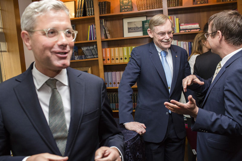 Robert Zoellick in Berlin bei der Atlantik Bruecke im China Club, Berlin 8.6.2015, Copyright: Raum11/Jan Zappner