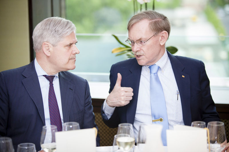Robert Zoellick in Berlin bei der Atlantik Bruecke im China Club, Berlin 8.6.2015, Copyright: Raum11/Jan Zappner