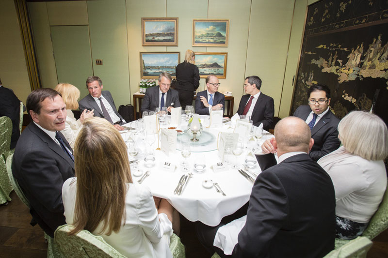 Robert Zoellick in Berlin bei der Atlantik Bruecke im China Club, Berlin 8.6.2015, Copyright: Raum11/Jan Zappner