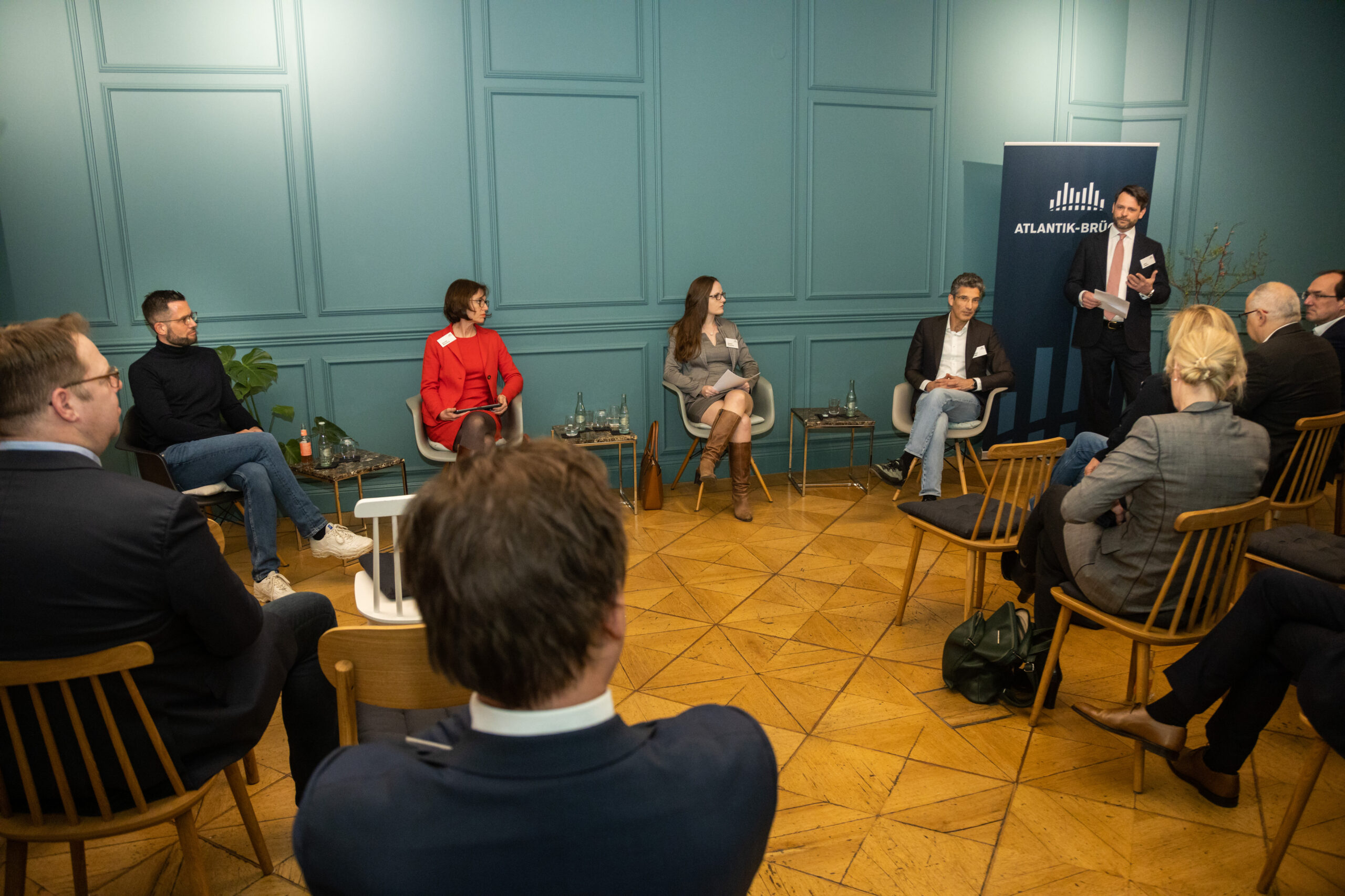 Transatlantic Tech Dialogues zur Zukunft der transatlantischen KI-Politik