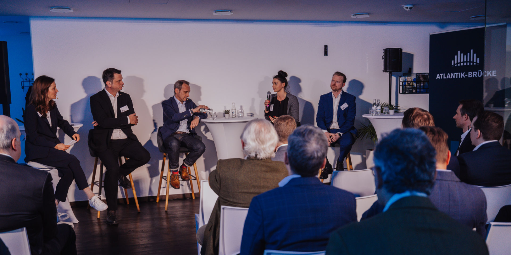 v.l.n.r. Julia von Cube, Björn Franken, Henrik Hahn, Rebecca Weiß, Steven Lewandowski